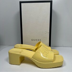 Gucci Women Butter Yellow Rubber Slide Sandal Size 8